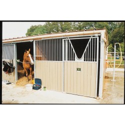 découvrez comment aménager un box cheval confortable et sécurisé pour assurer le bien-être et la sécurité de votre cheval. conseils pratiques et équipements indispensables.