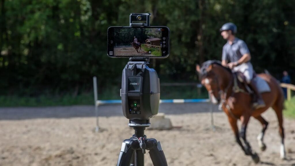 découvrez comment choisir la caméra idéale pour filmer vos chevaux en toute simplicité. conseils, critères et modèles pour capturer chaque moment équestre avec qualité.